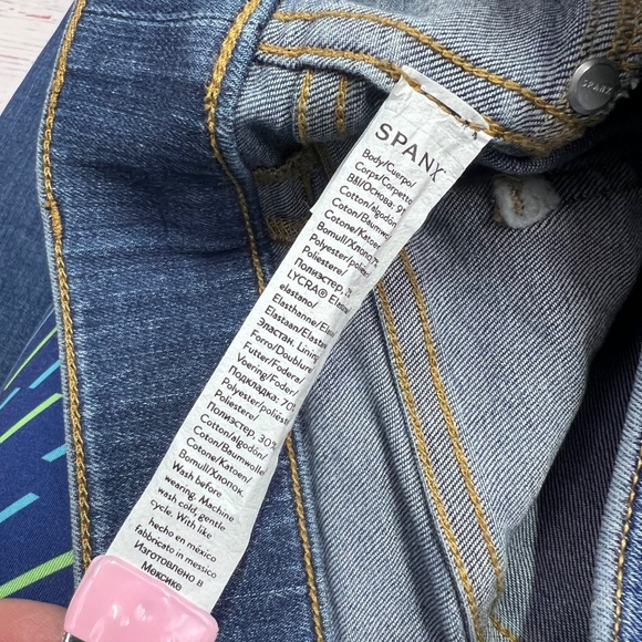 👖|•SPANX•| Stretch Flare High Rise Pull On Jeans Size Medium L33👖 - Picture 6 of 10